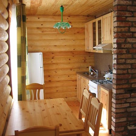 Guest House Zirga Smaids Kusneri Екстер'єр фото